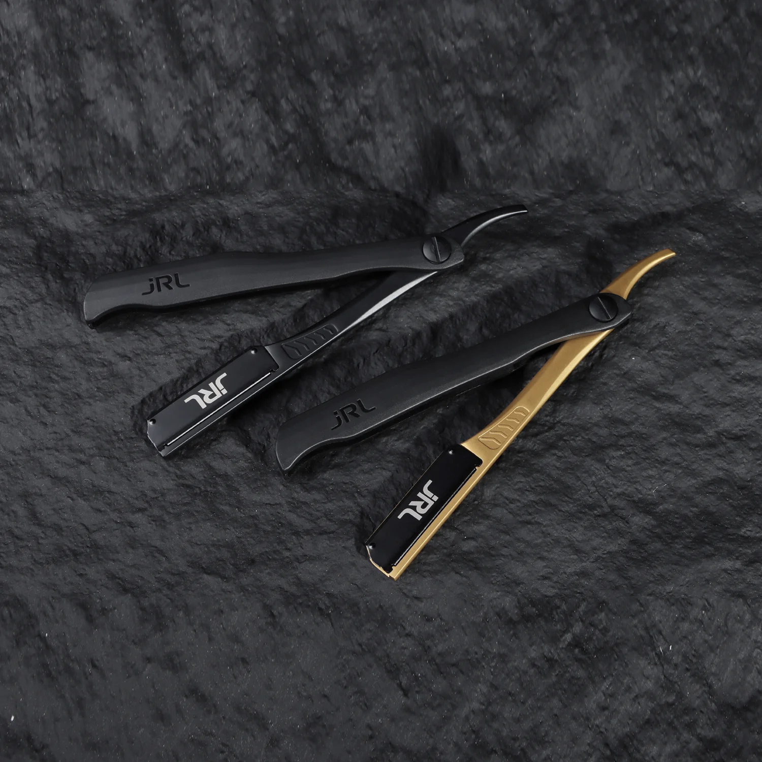 Black Magnetic Straight Edge Razor - Image 4
